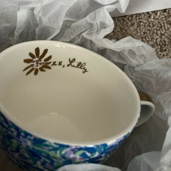 Lilly Pulitzer Ceramic Mugs Set of 2, Ceramic Coffee Tea Hot Beverage Cups, Blue - Picture 2 of 5